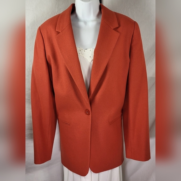 Requirements Jackets & Blazers - Vintage REQUIREMENTS Burnt Orange Wool Blend Blazer - Size 14